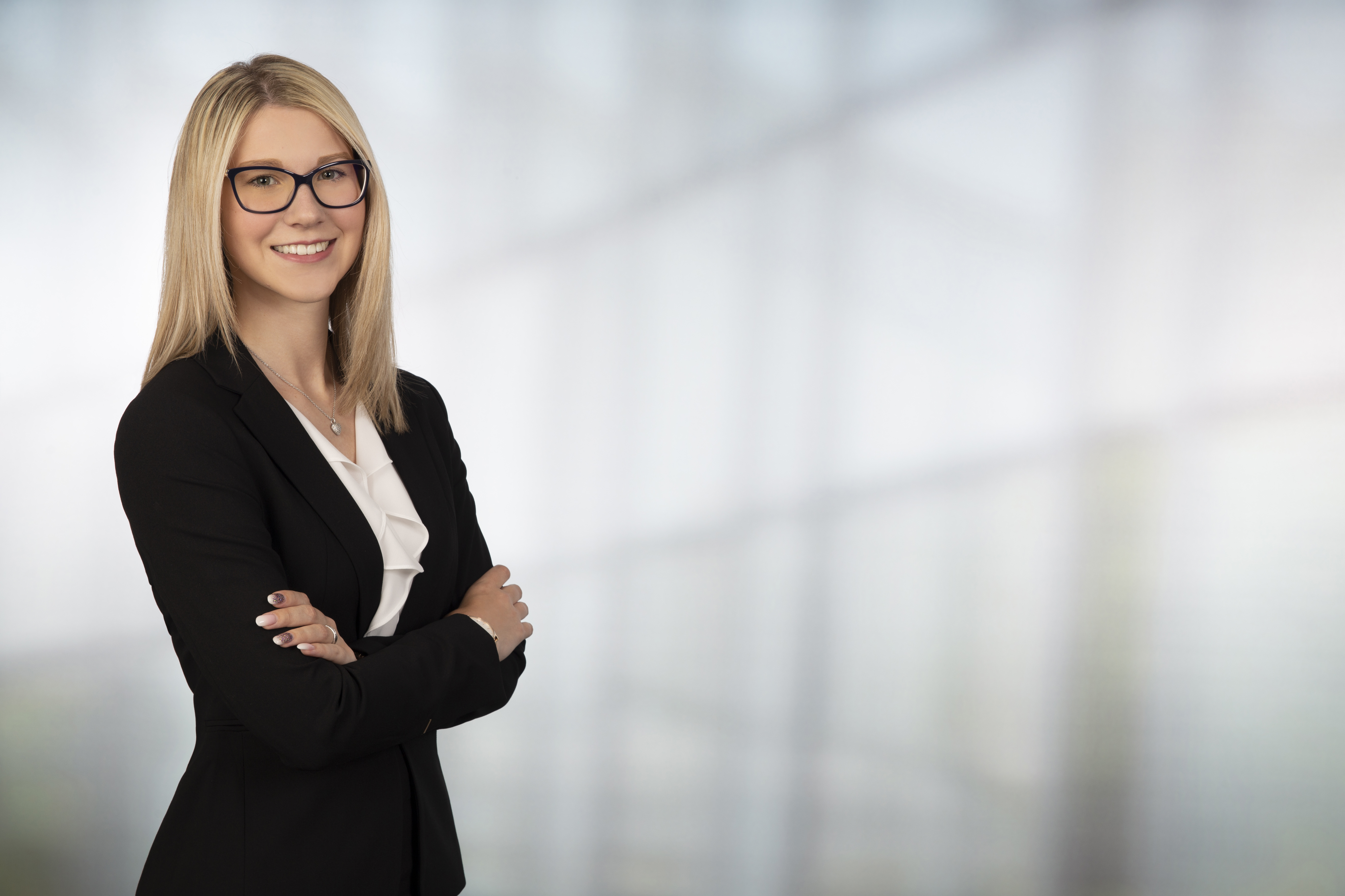 Vom Fotografen professionell erstelltes Bewerbungsfoto im Fotostudio