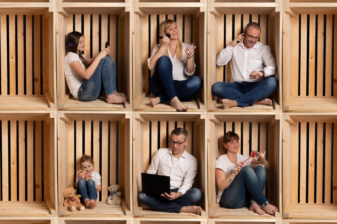 Familienshooting vom Fotografen im Fotostudio - in the Box