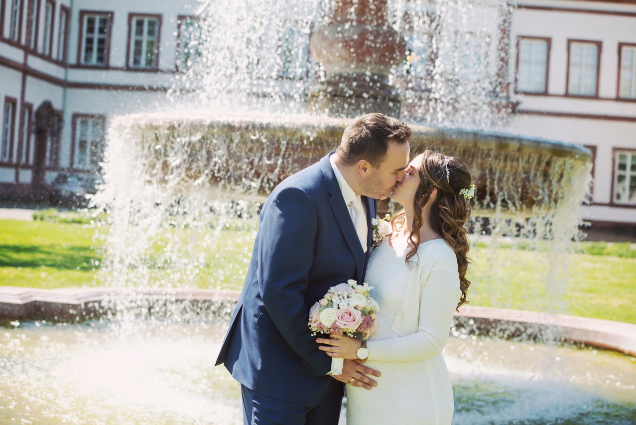 Emotionale Hochzeit im Schlosspark Hanau